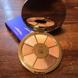 Tarte rainforest of the sea eyeshadow palette.